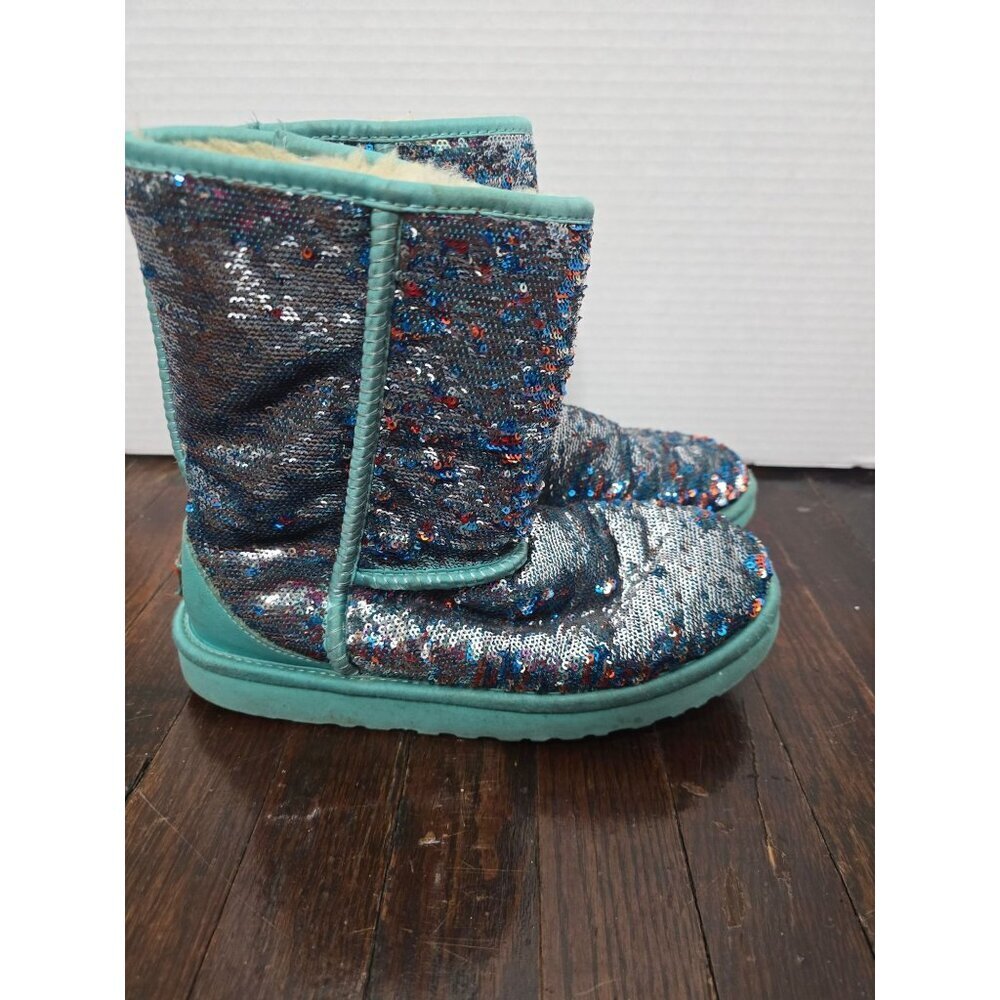 Ugg Classic Short Sequin Glitter Blue Boots size 7